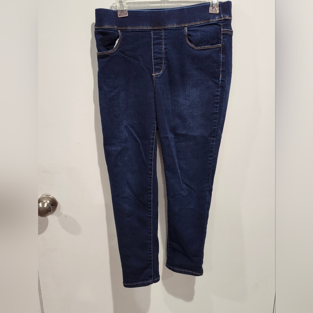 Gloria Vanderveld Dark Blue Women's Cropped Jeans